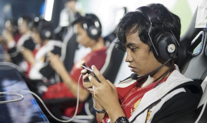 Bukan WiFi! Atlet E-sport Gunakan LAN di Kompetisi PON XXI