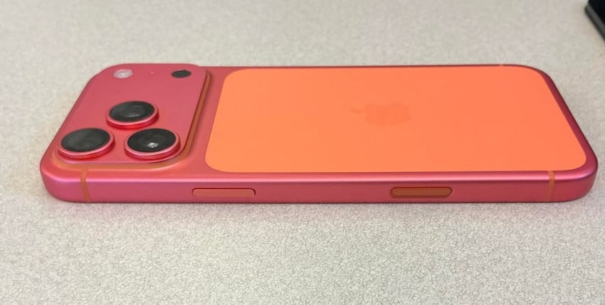 iPhone 17 Pro Cosmic Orange Luntur Jadi Pink, Netizen Sebut Cacat Produksi