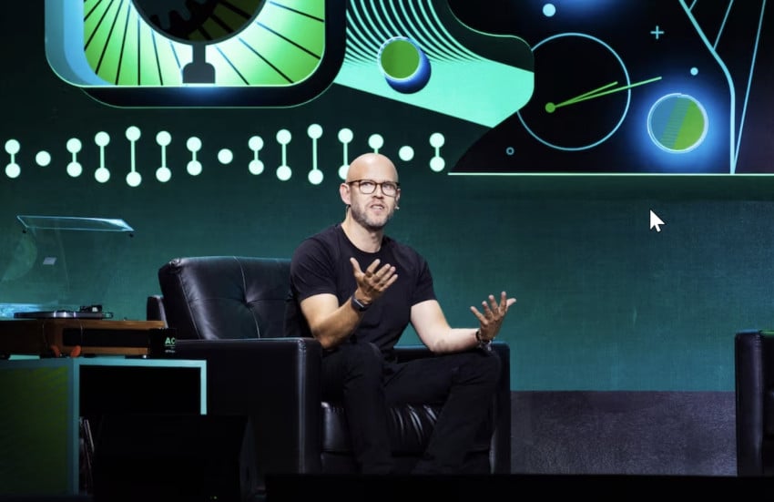 Daniel Ek Mundur sebagai CEO, Saham Spotify Alami Penurunan 5%