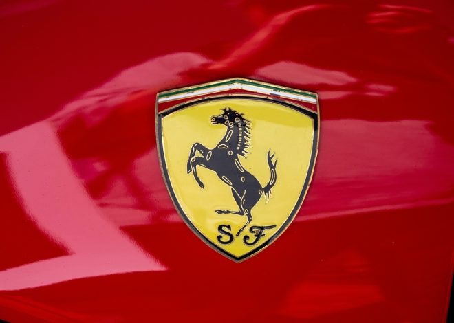 Spesifikasi dan Teknologi Mobil Listrik Perdana dari Ferrari
