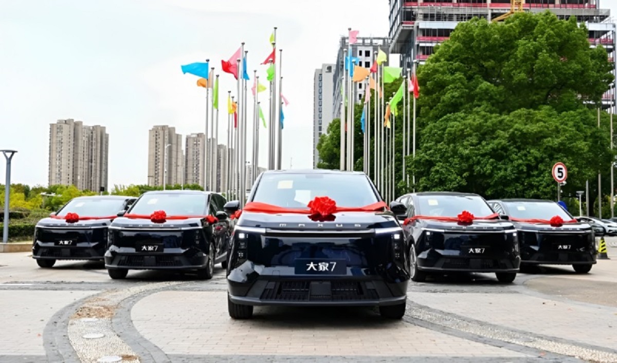 China Uji Coba Taksi Listrik dengan Sistem Tukar Baterai