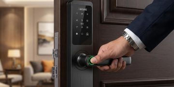 Kunci Pintu Digital Solusi Rumah Pintar yang Buat Maling Kesulitan